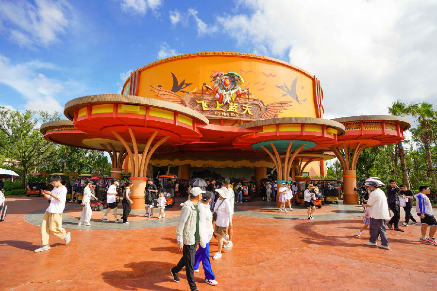 4.臺州方特·狂野大陸主題項目《飛上藍(lán)天》.jpg